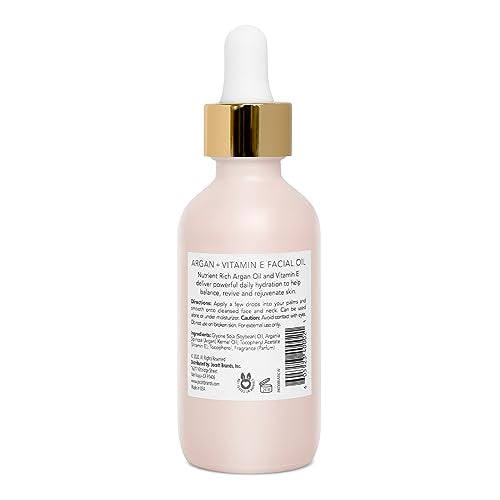 Pearlessence Argan Oil texture droplets highlight luxurious moisture for dry skin.