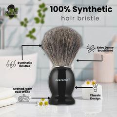 Perfecto ergonomic handle provides secure grip and control during shaving.