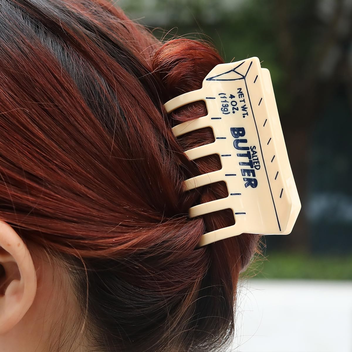 PERSONFUN butter hair clip packaging idea suitable as a gift.