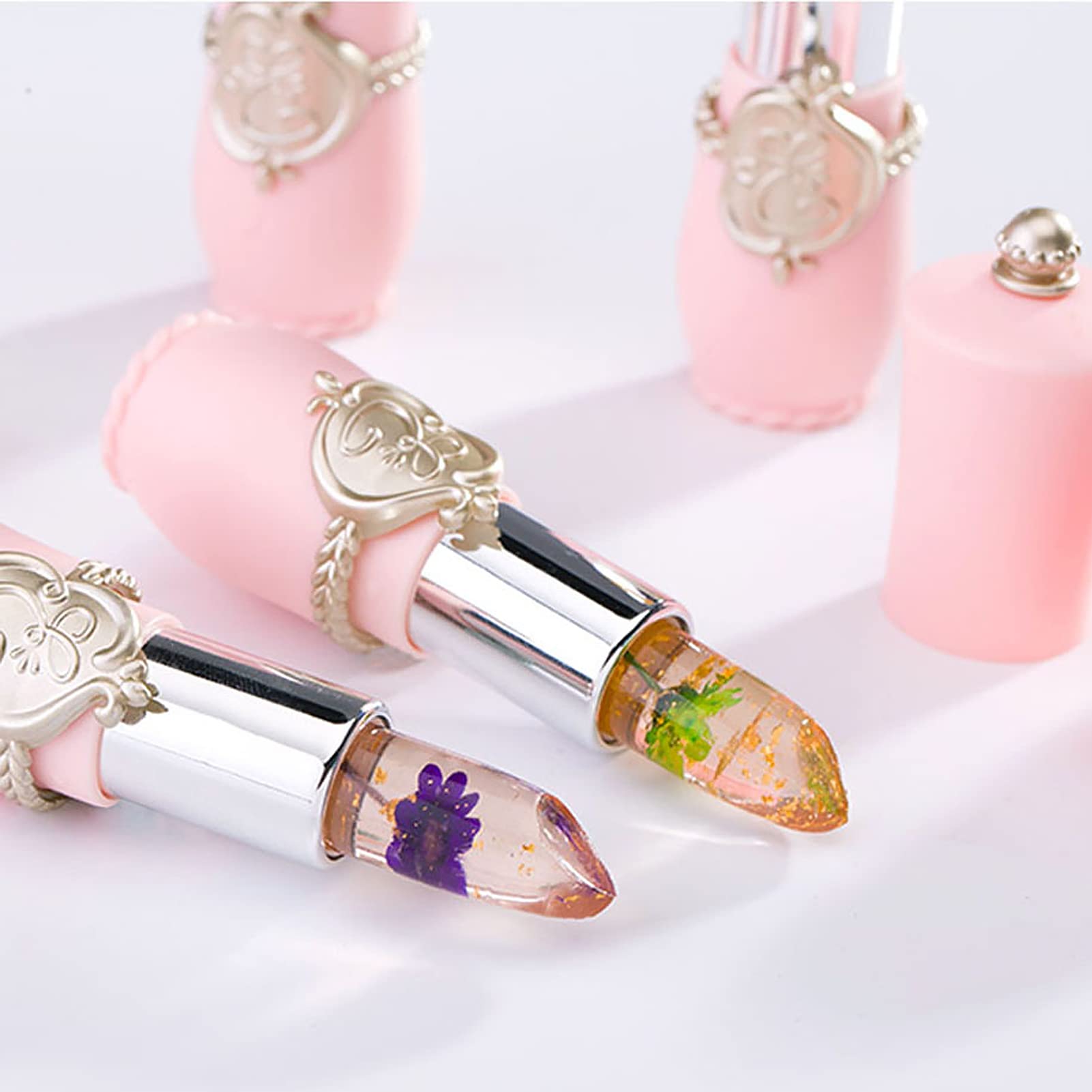 Petansy long lasting moisturizing lip gloss on lips