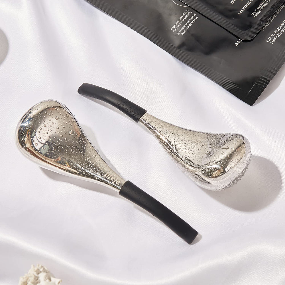 Pfefe Ice Globes easy to use after a quick freezer chill.