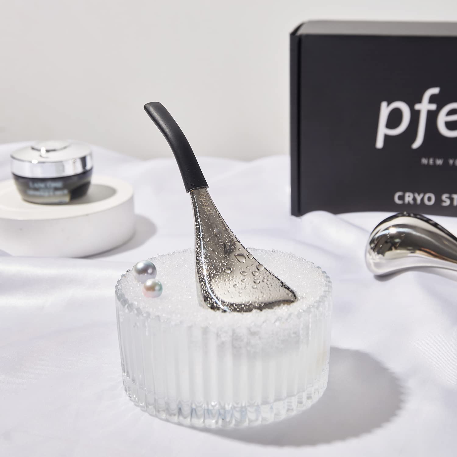 Pfefe Ice Globes crafted from 304 stainless steel for safe, durable daily use.
