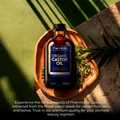 Pharmlitalia organic cold-pressed castor oil bottle demonstrates hexane-free purity.