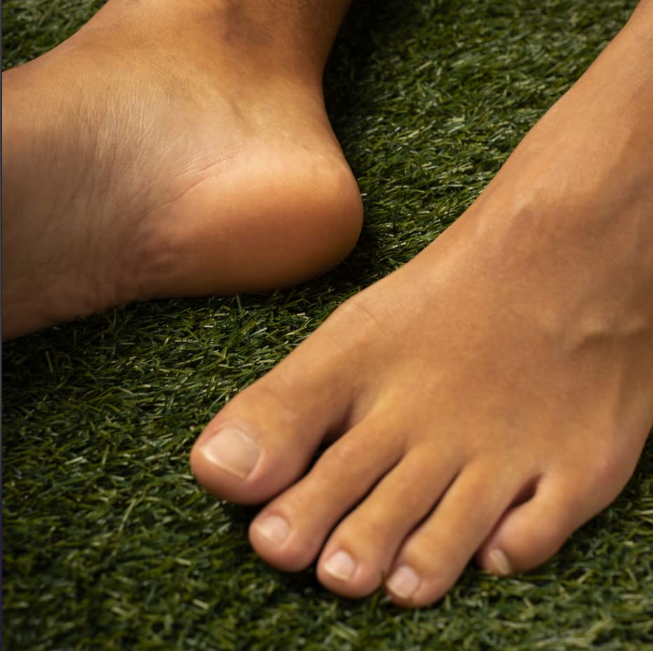 Phoenix Foot Peel for Men after-use soft feet closeup.