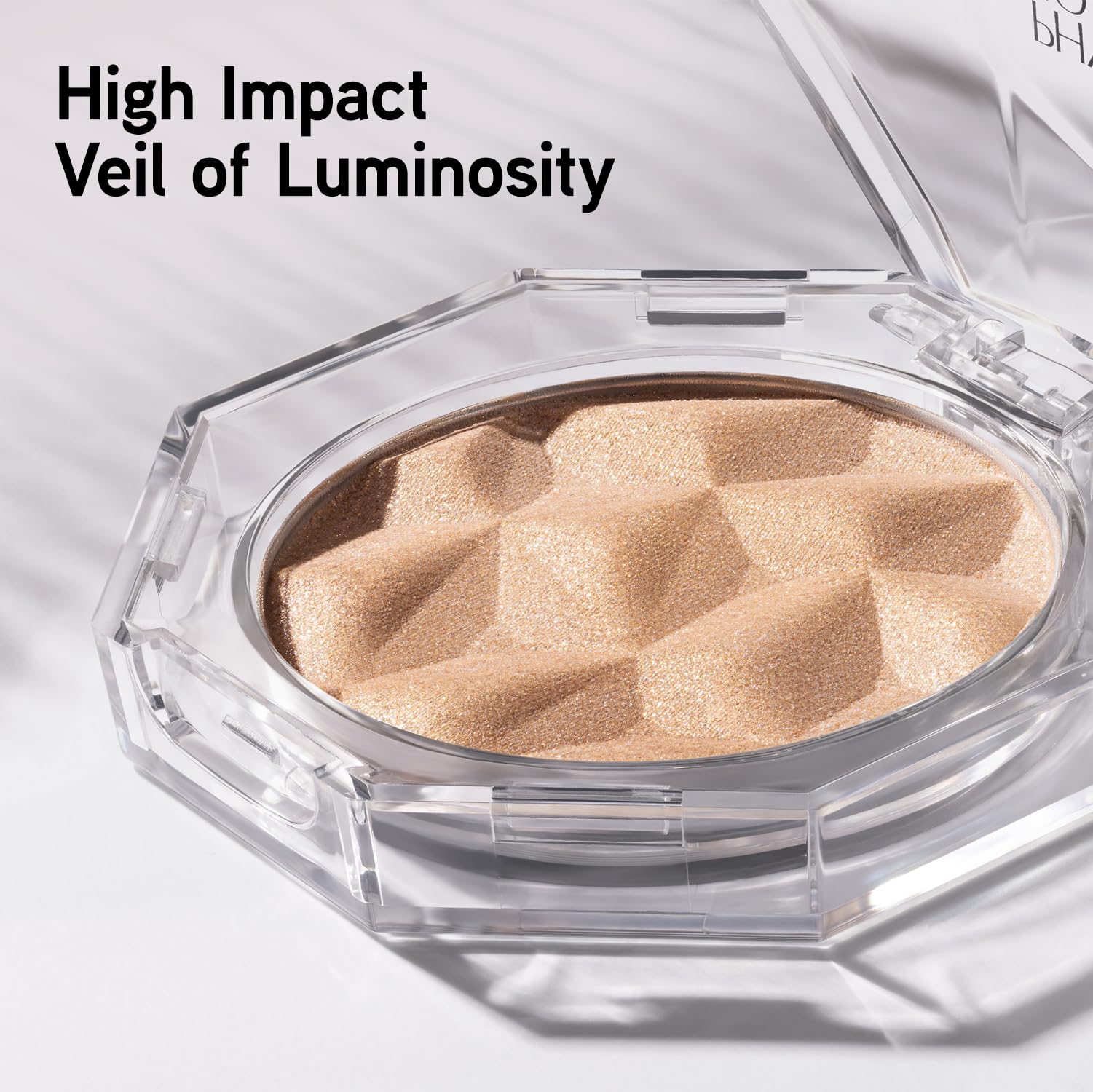 Physicians Formula Mineral Wear illuminating swatch showing luminous highlight