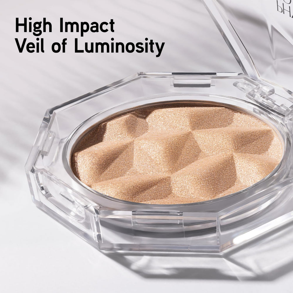 Physicians Formula Mineral Wear illuminating swatch showing luminous highlight