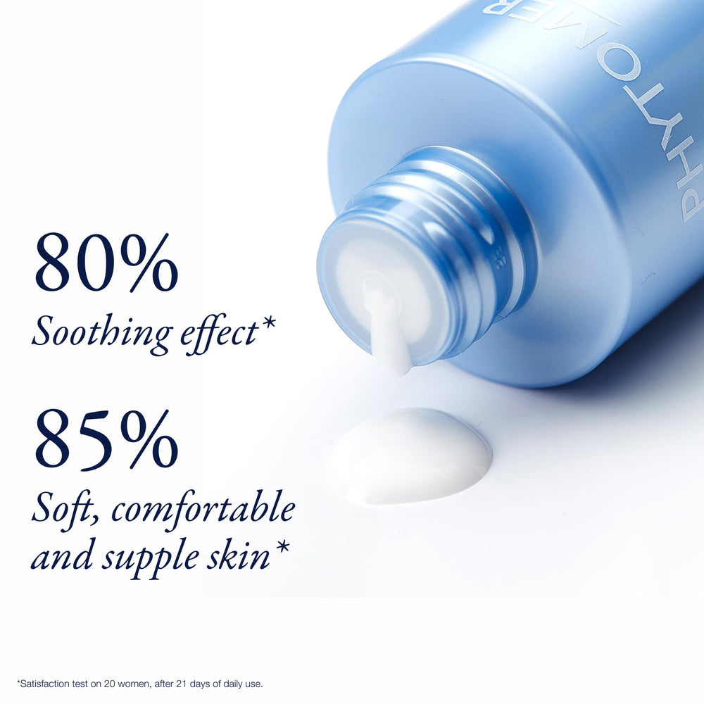 Phytomer Perfect Visage close-up reveals hydrated skin after cleansing.