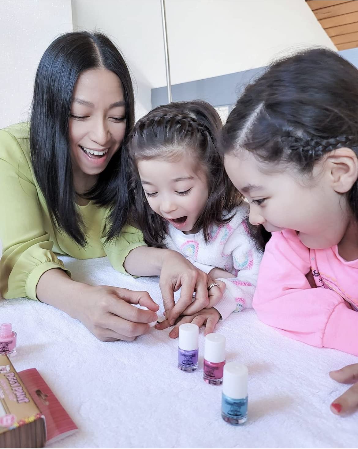Piggy Paint Happy Hands Set kid-friendly use for all ages