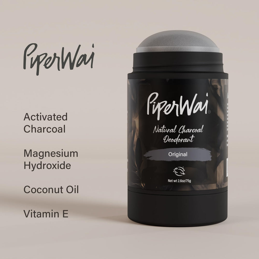 PiperWai activated charcoal absorption scene showing moisture control and long-lasting freshness.