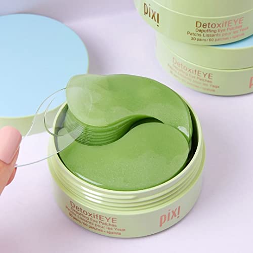 Pixi DetoxifEYE under-eye application demonstrates soothing patch placement