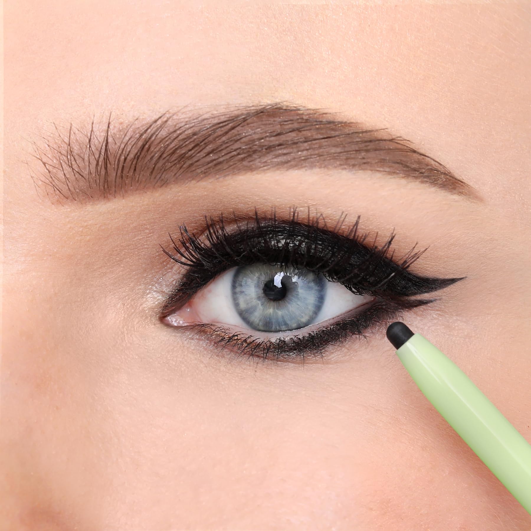 Pixi Eye Define Waterline Tightline Black shade swatches convey versatile use.