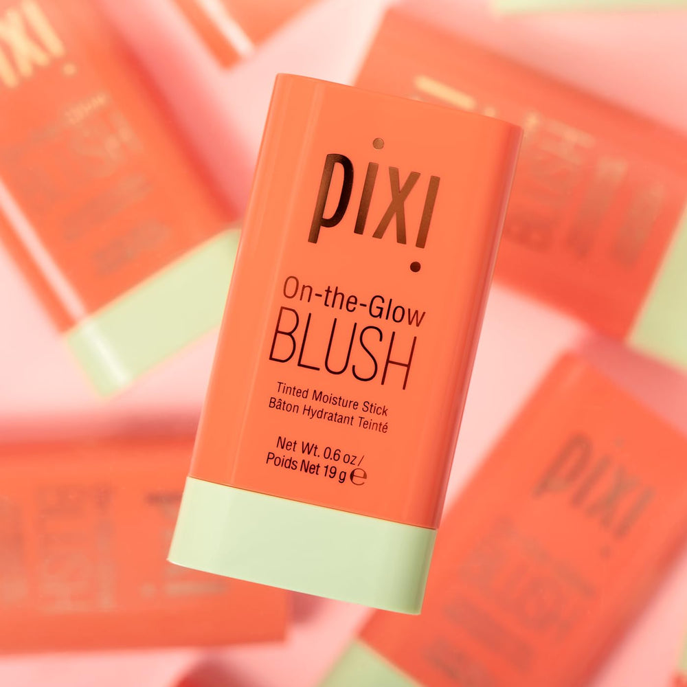 Pixi On-the-Glow Blush Juicy Paraben-Free badge highlighting clean formula.