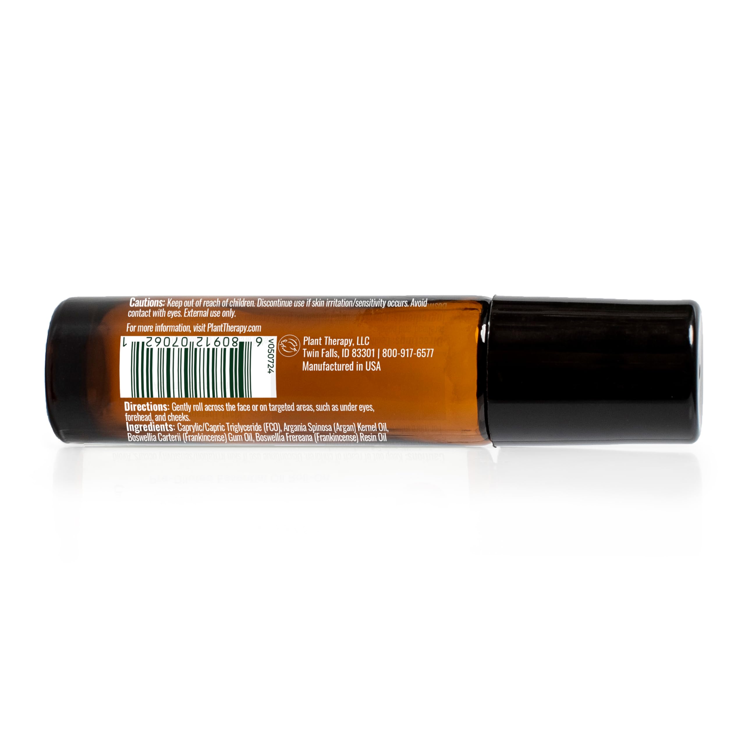 Plant Therapy coconut oil base provides lightweight, soothing moisture on skin