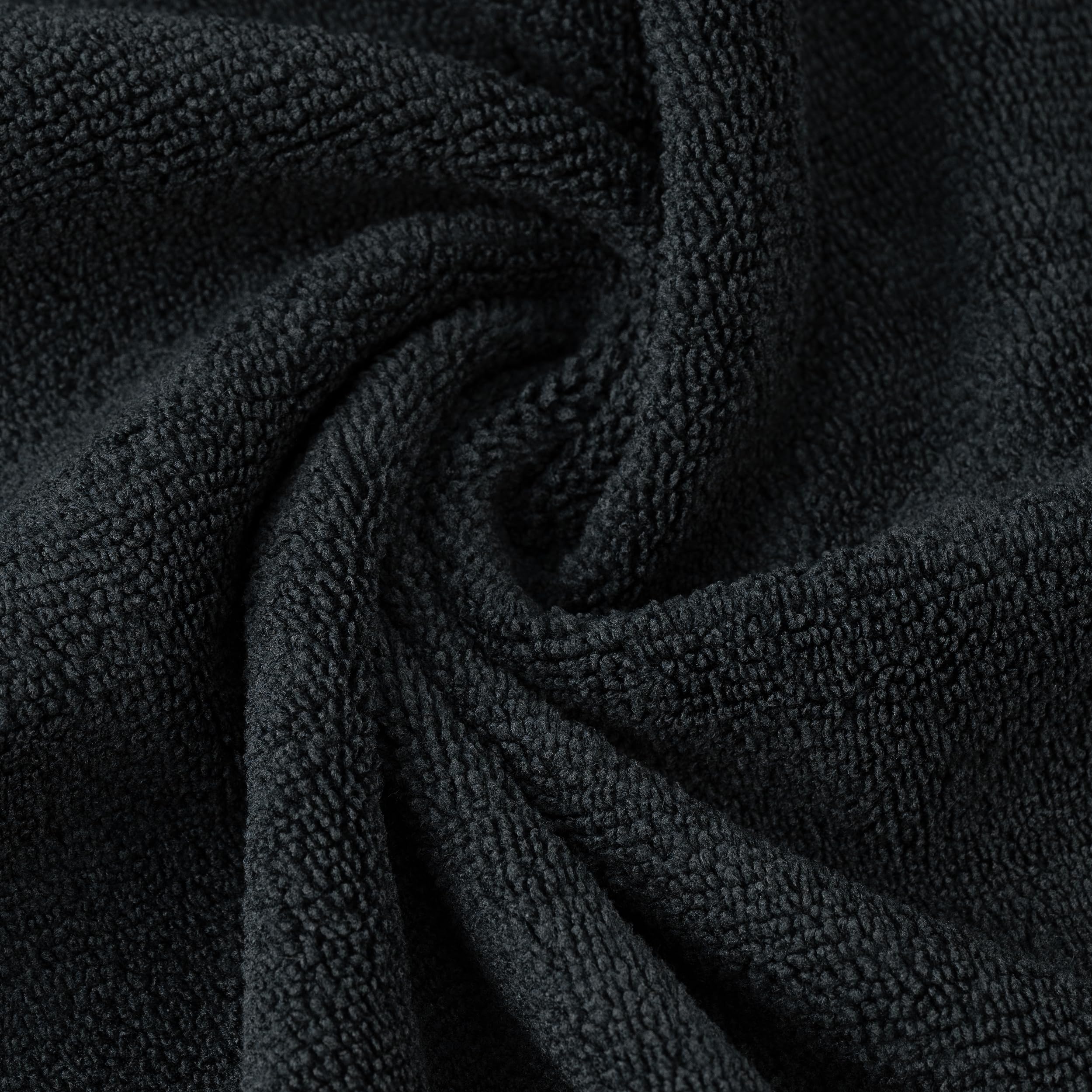 POLYTE colorfast and bleach-resistant edge detail helps prevent color transfer