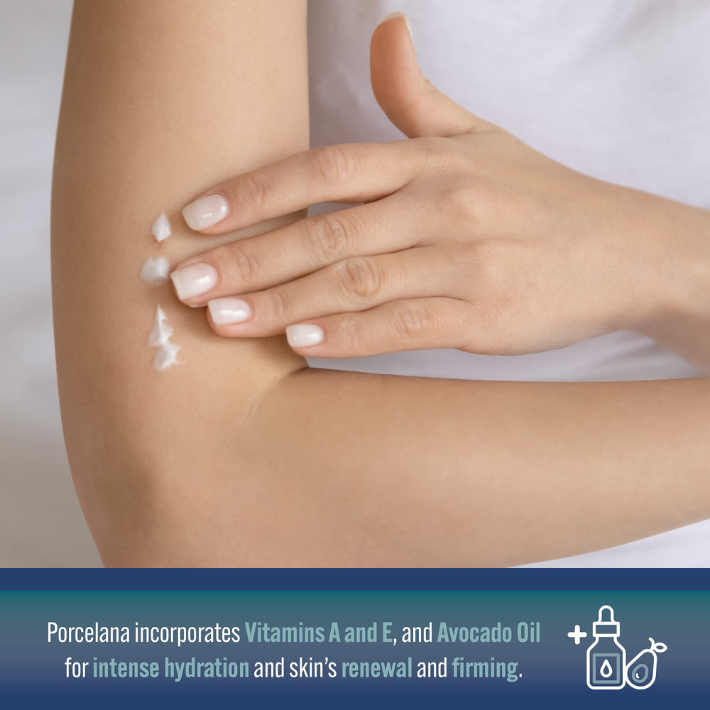 Porcelana Nighttime Hydration Cream jar close-up showing rich texture and glow.
