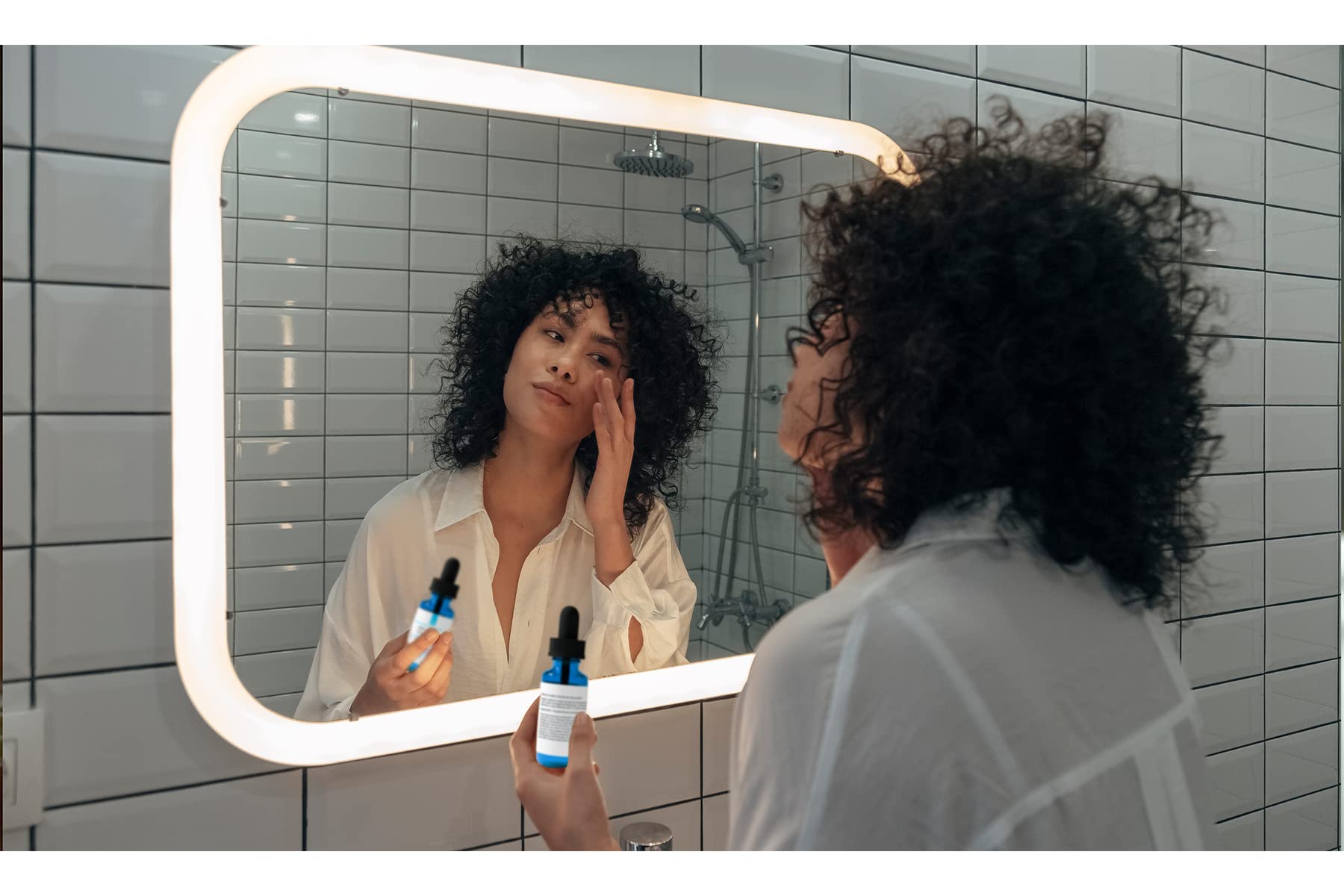 Pure Original Ingredients packaging shows clear labeling and compact skincare convenience.