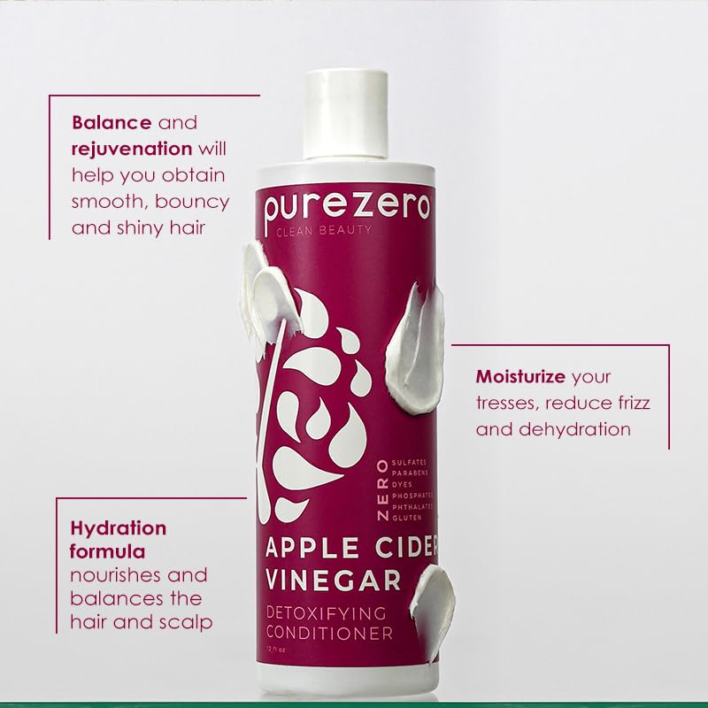 Purezero detox scalp shampoo foaming action demonstrates gentle cleansing.