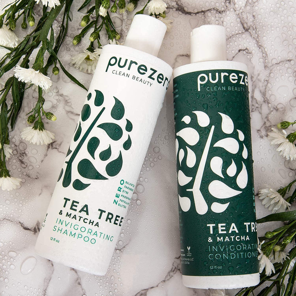 Purezero Tea Tree shampoo foaming action close-up for refreshing cleanse.