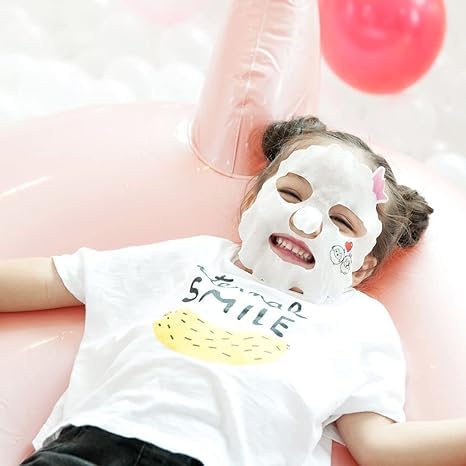 Puttisu pack-of-7 masks ensures kid-friendly care at home or on the go.