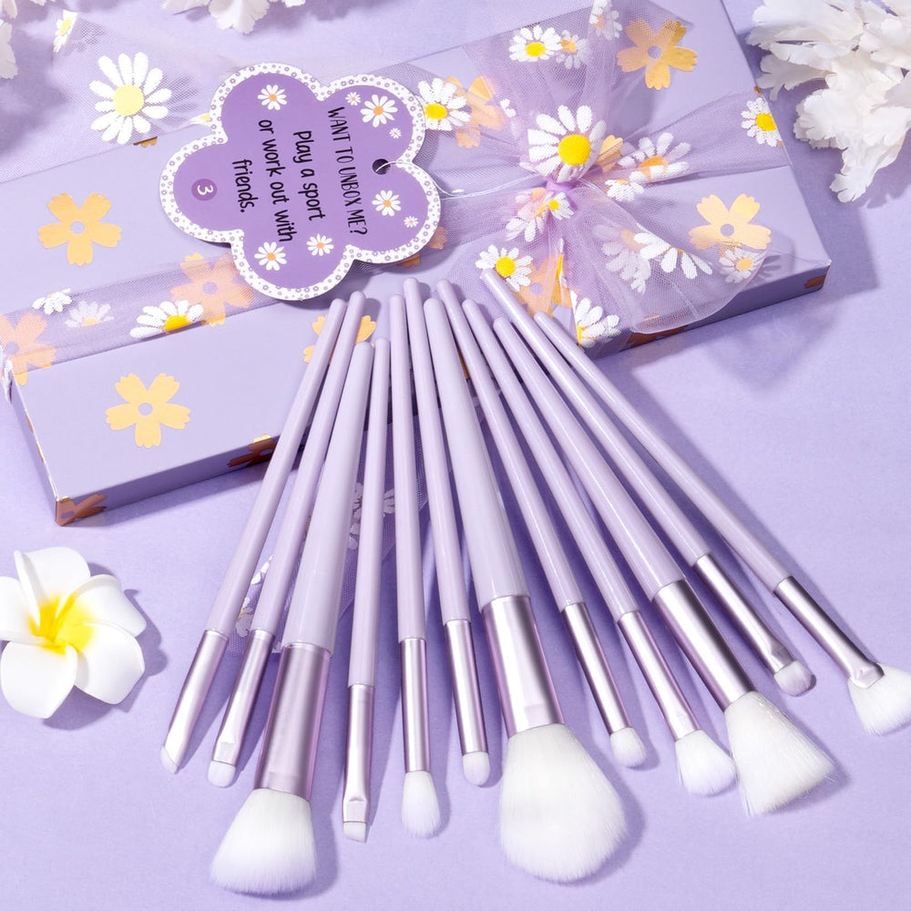 Qinline flower hair bands and claw clip add cute teen styling options