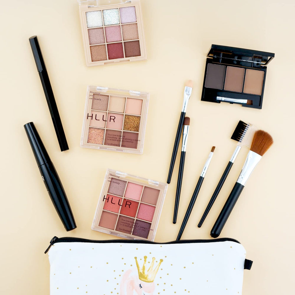 QIONG eyeshadow palette trio Flamingo, blendable tones for natural to bold eye makeup.