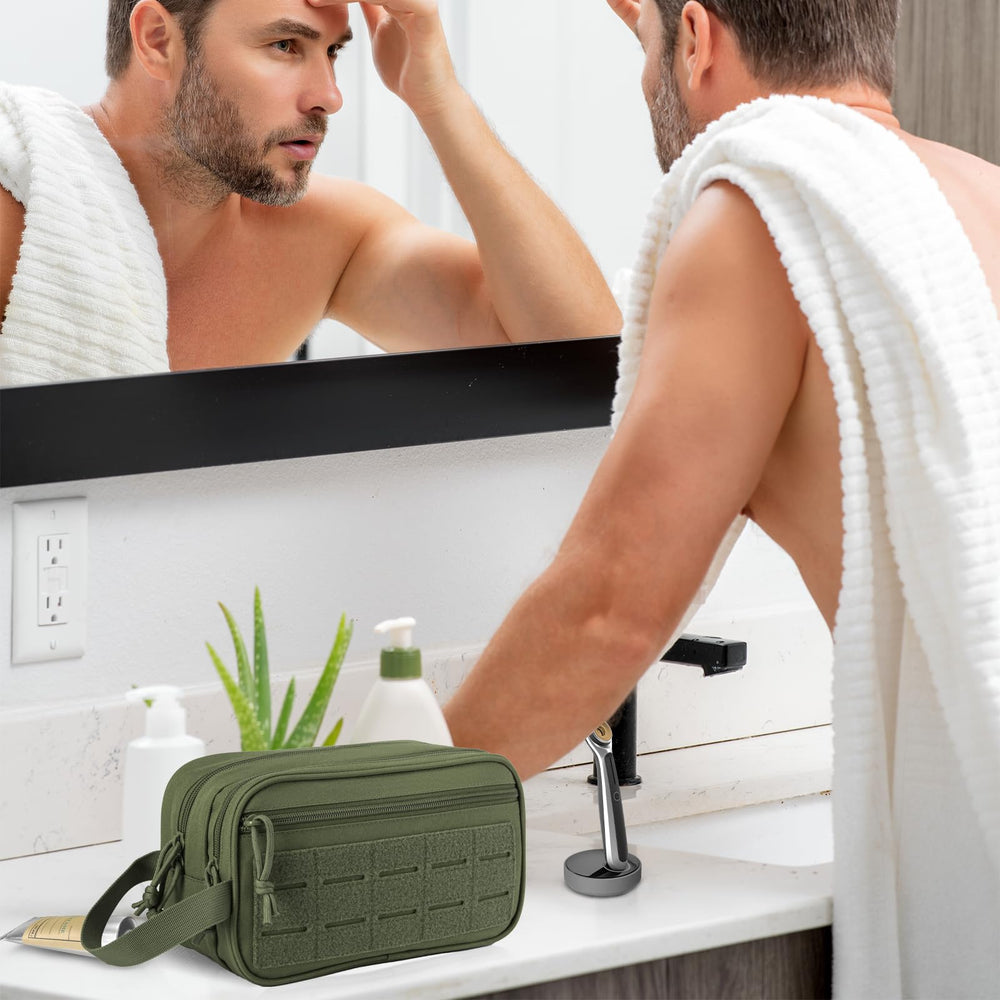 QT&QY tactical toiletry bag inside layout showing dry/wet compartments for quick access.