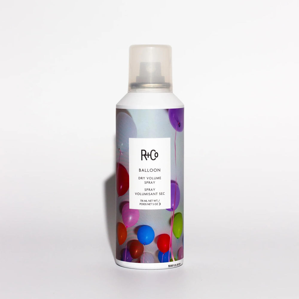 Close-up of Balloon Spray mist with fine droplets for natural shine.