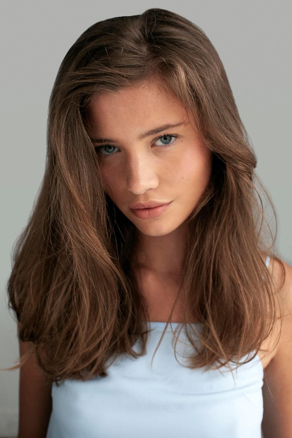 Hair shows long lasting hold from Balloon Spray under studio lighting.