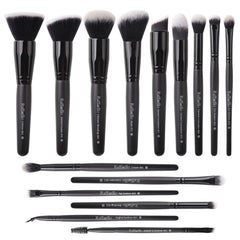Raffaello makeup brush set collection enables versatile daily looks.
