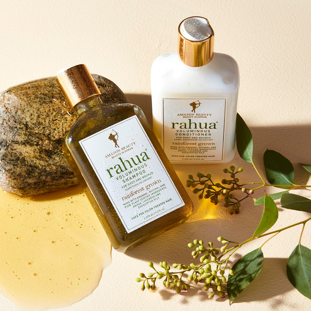 Rahua Voluminous Shampoo lavender eucalyptus aroma provides soothing scent experience.