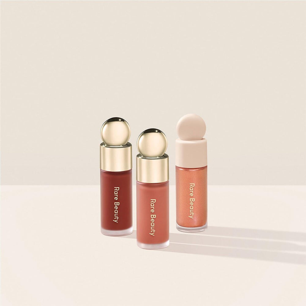 Rare Beauty Positive Light luminizer Enliven close-up for radiant highpoints