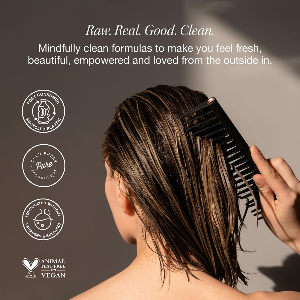 Raw Sugar Niacinamide ingredient visual promotes scalp balance and nourishment.