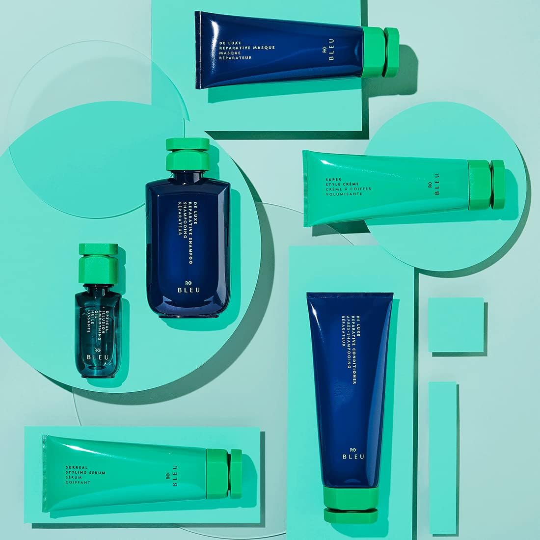R+Co BLEU De Luxe ingredients close-up highlights Tananu and Maracuja nourishment.