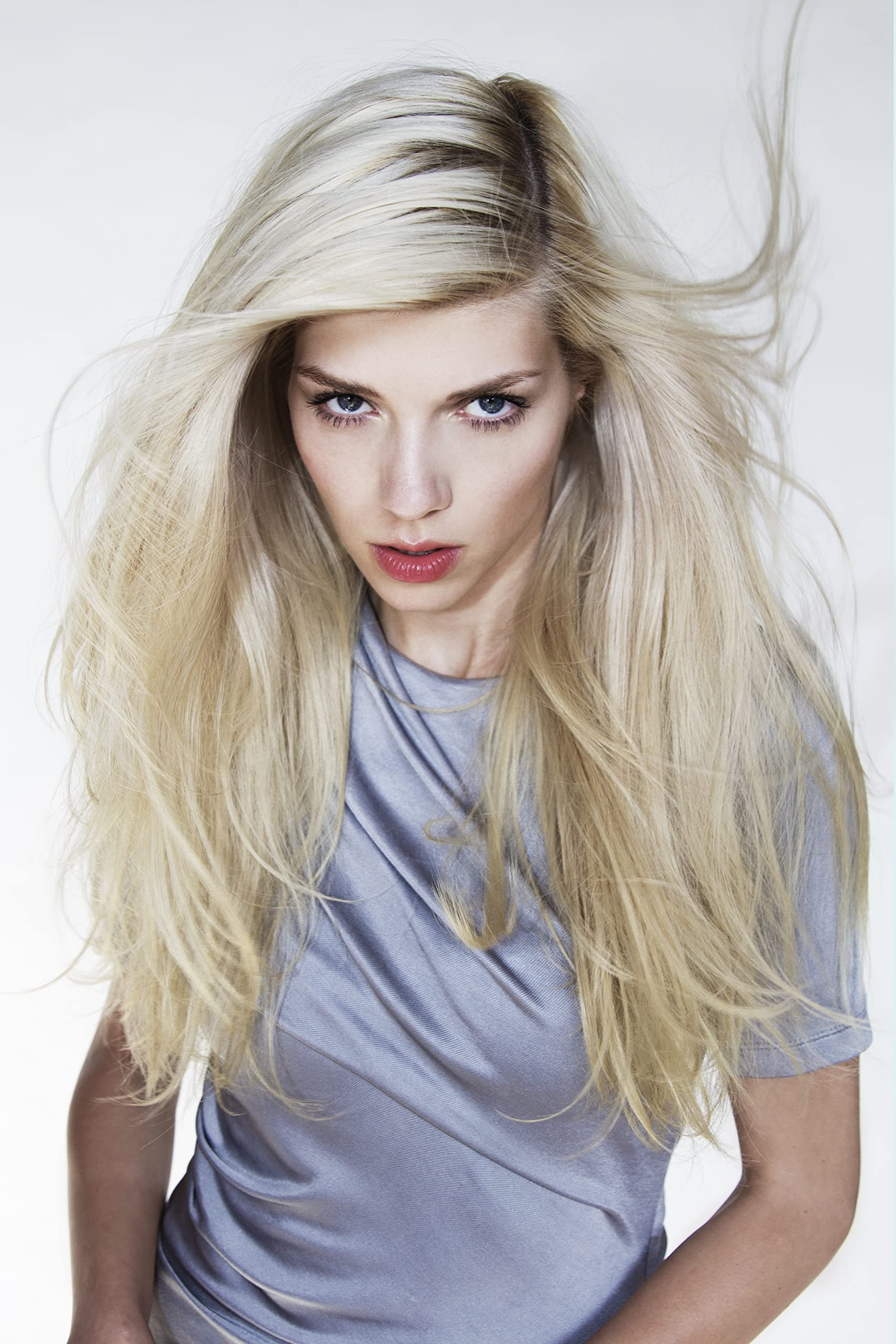 R+Co Sunset Blvd silver-tone focus illustrates cooler gray tones without brass