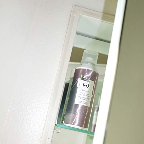 R+Co Zig Zag supports structure and absorbs excess oil for refreshed roots.