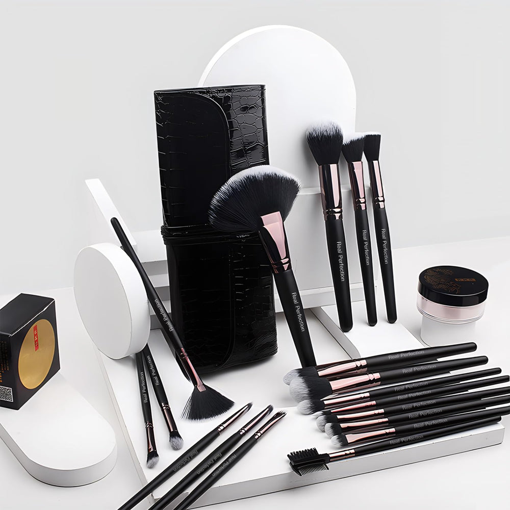Real Perfection roll-up case keeps brushes secure and portable for travel.