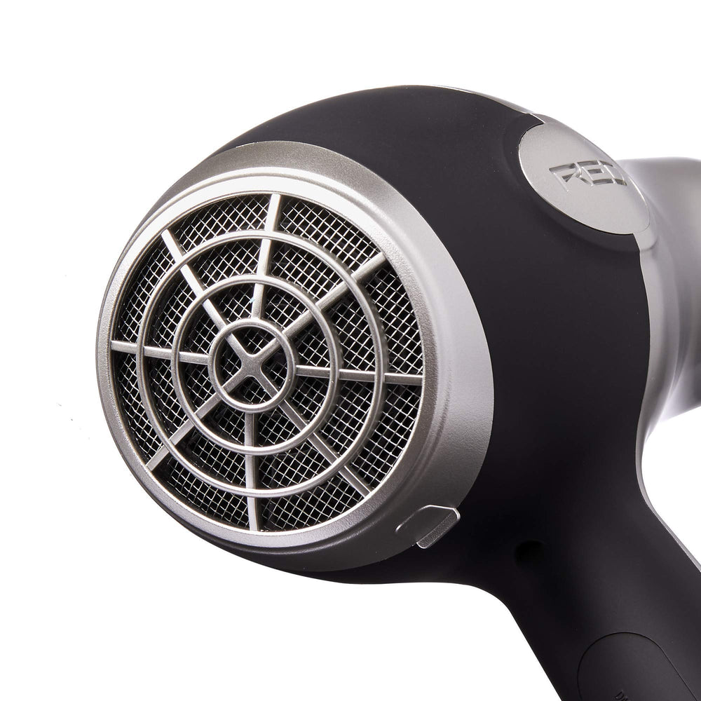RED by Kiss tourmaline ceramic technology image shows frizz reduction and shine