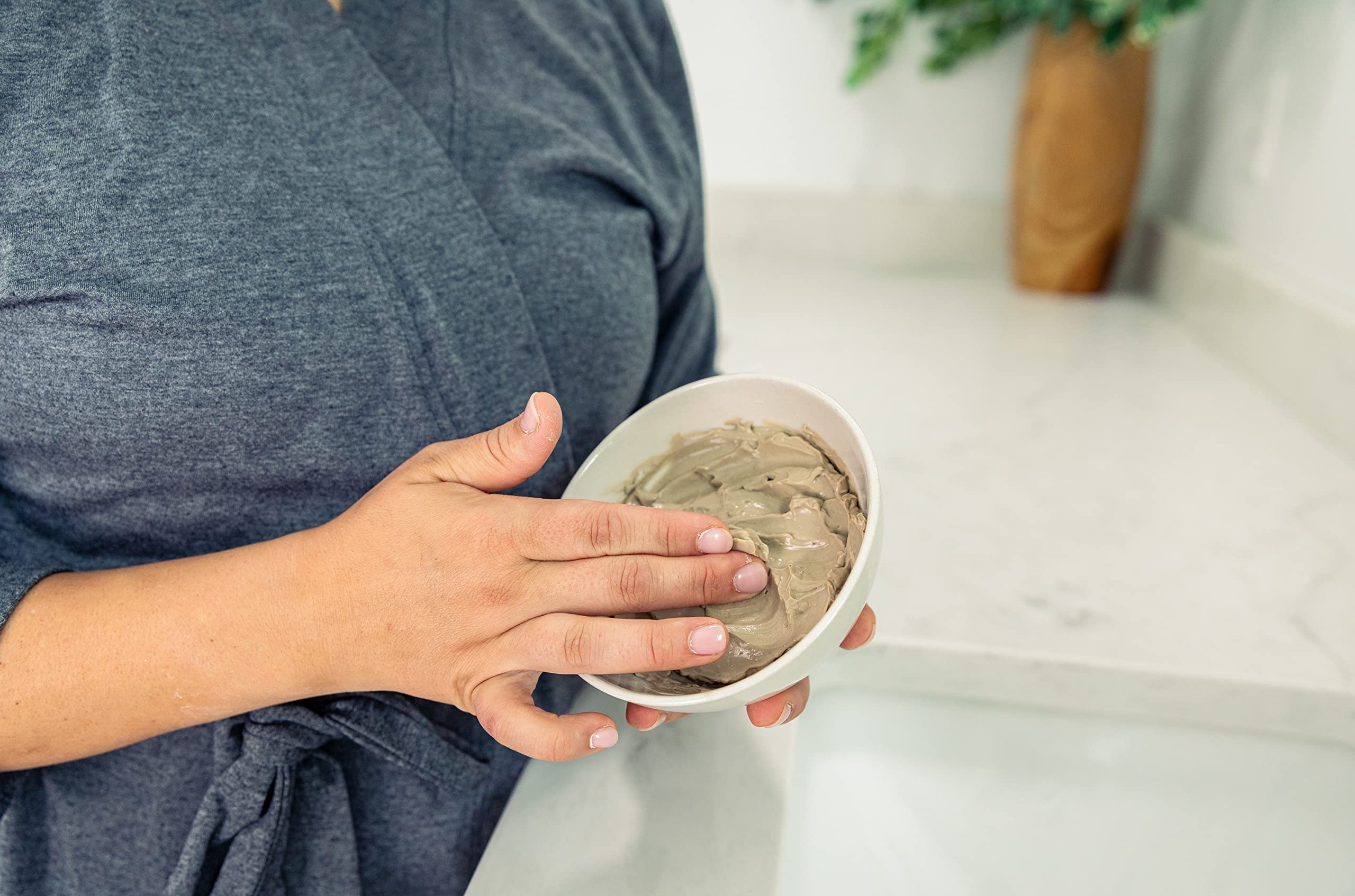 Redmond Clay dries to a soft matte finish on skin.