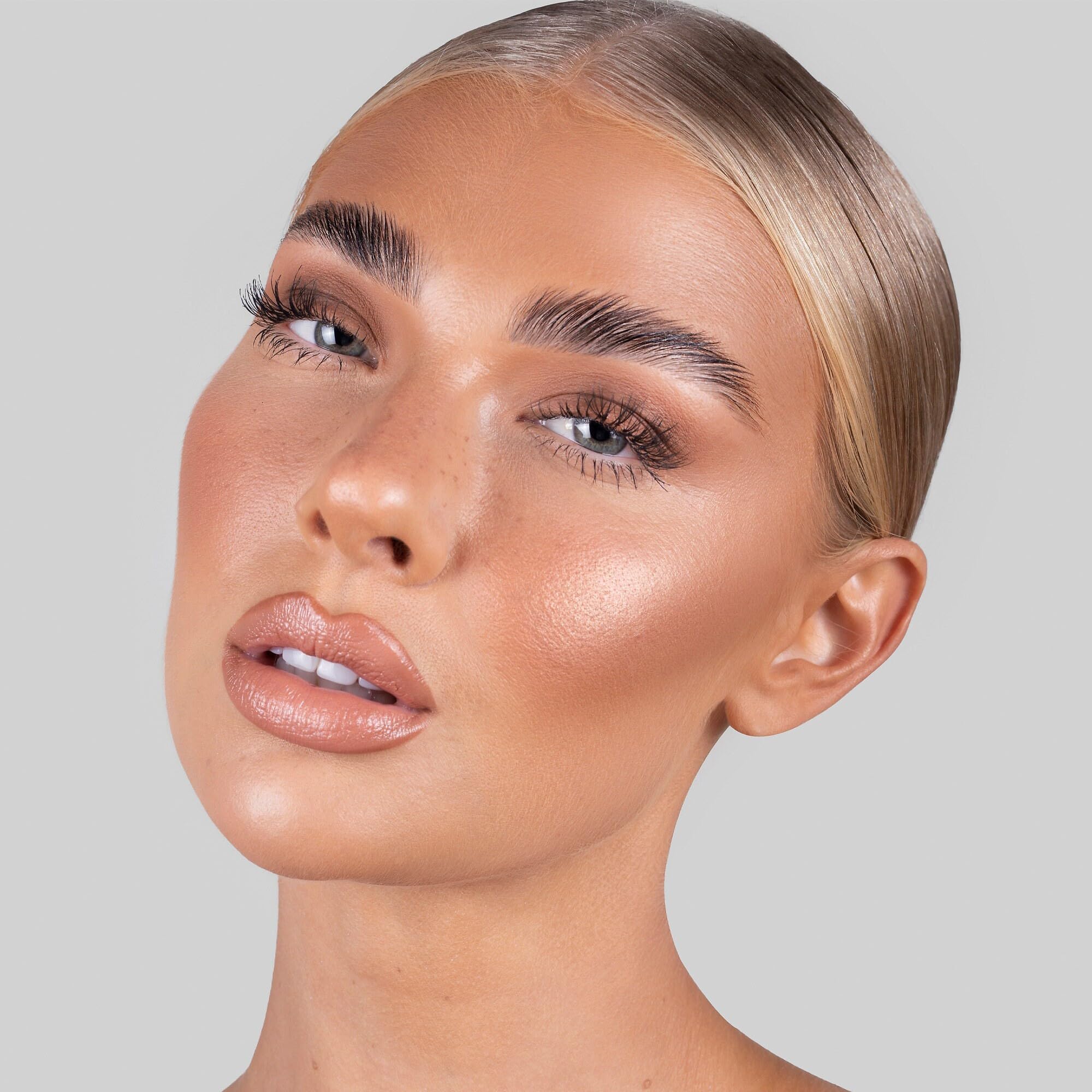 REFY Brow Sculpt wax gel hybrid texture closeup showing soft application and hold