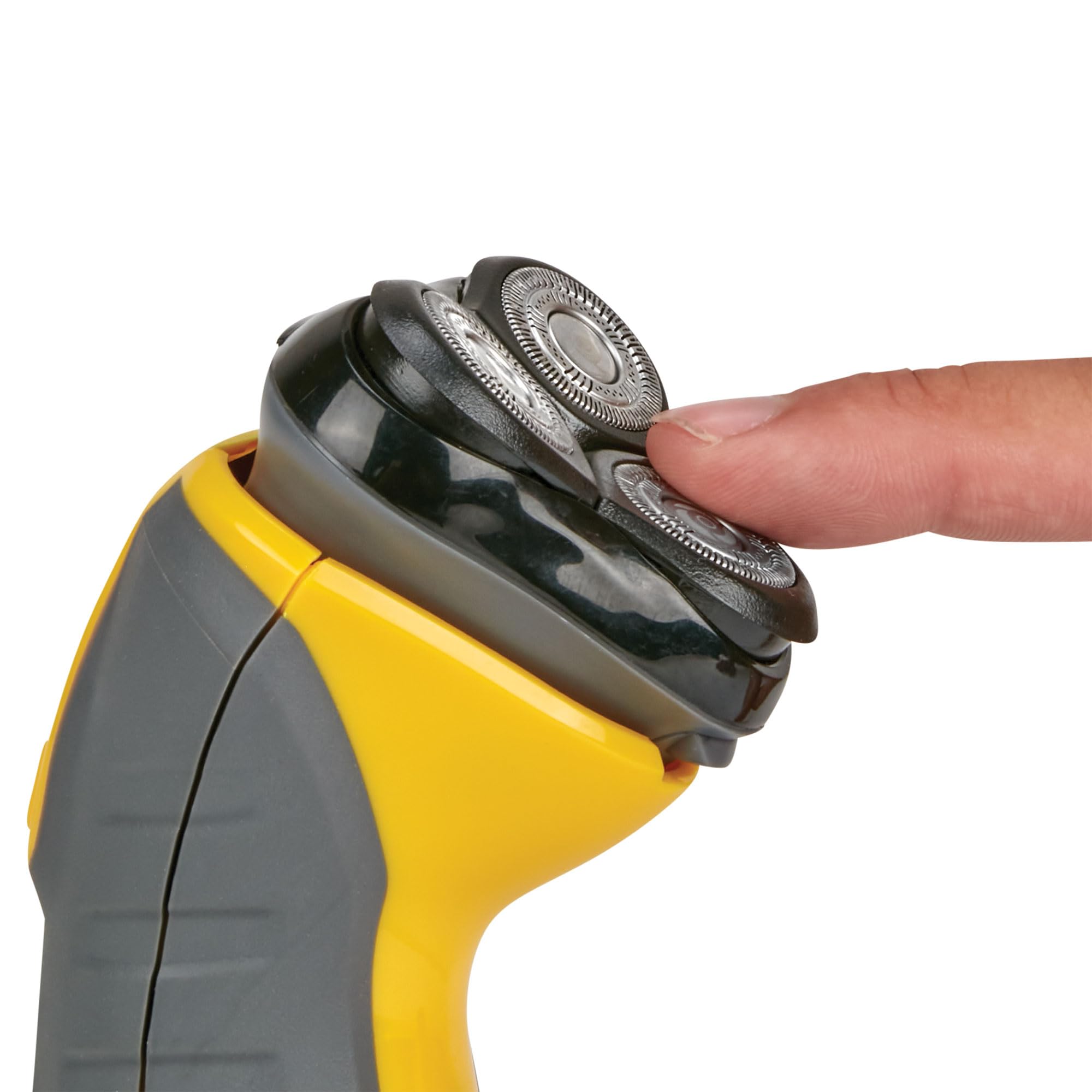 Remington 5100 head closeup reveals precision plus dual-track blades for smooth skin contact