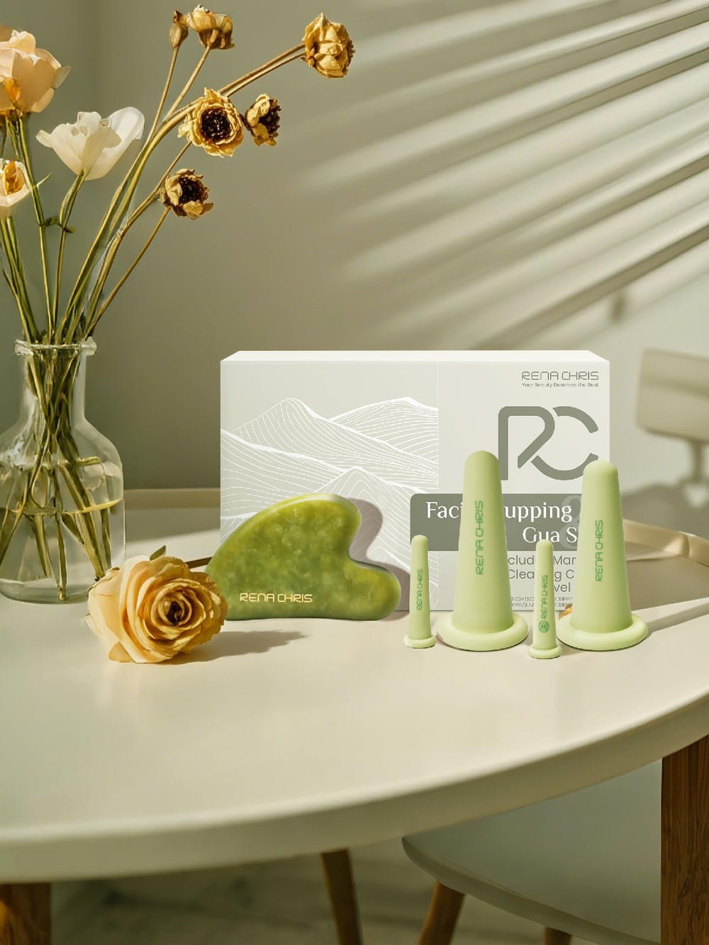 Rena Chris lip plump use demonstrates subtle lip enhancement possibilities.