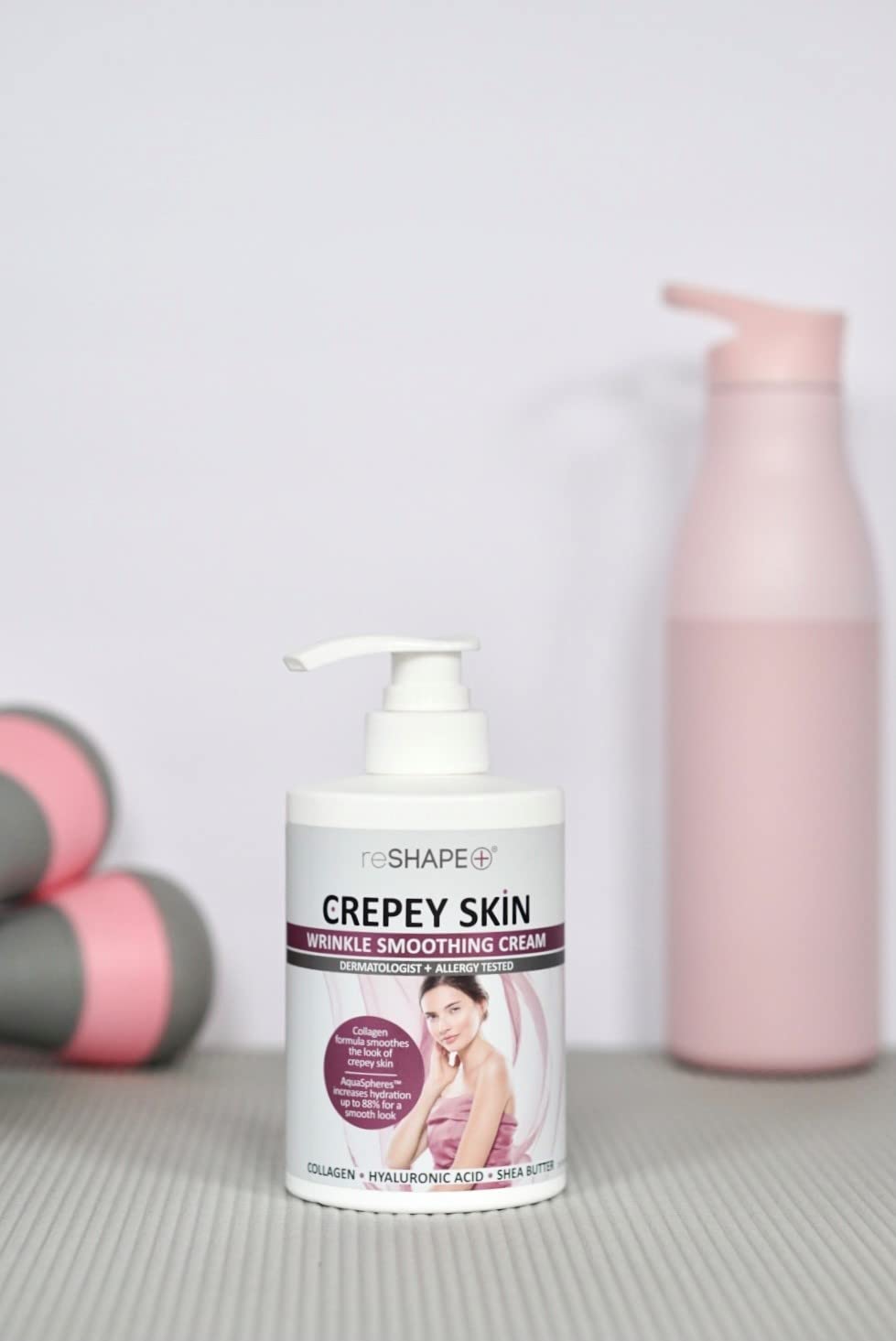 Reshape+ face cream with hyaluronic acid for hydrated, plump look
