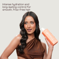 Rev320 320Pure Smoothie bottle-label closeup highlights color-safe, sulfate-free formula for sensitive hair.