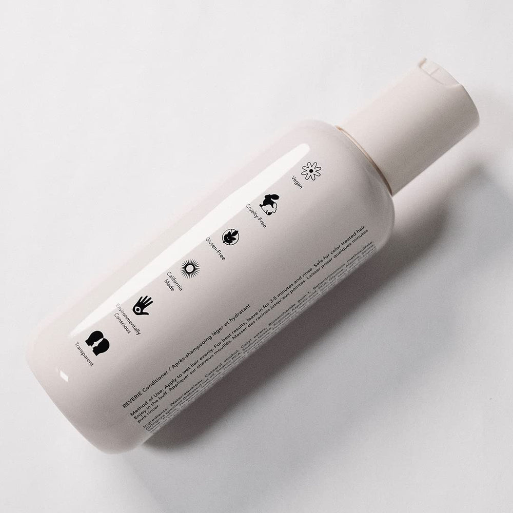 REVERIE murumuru butter ingredient close-up highlights rich emollients.