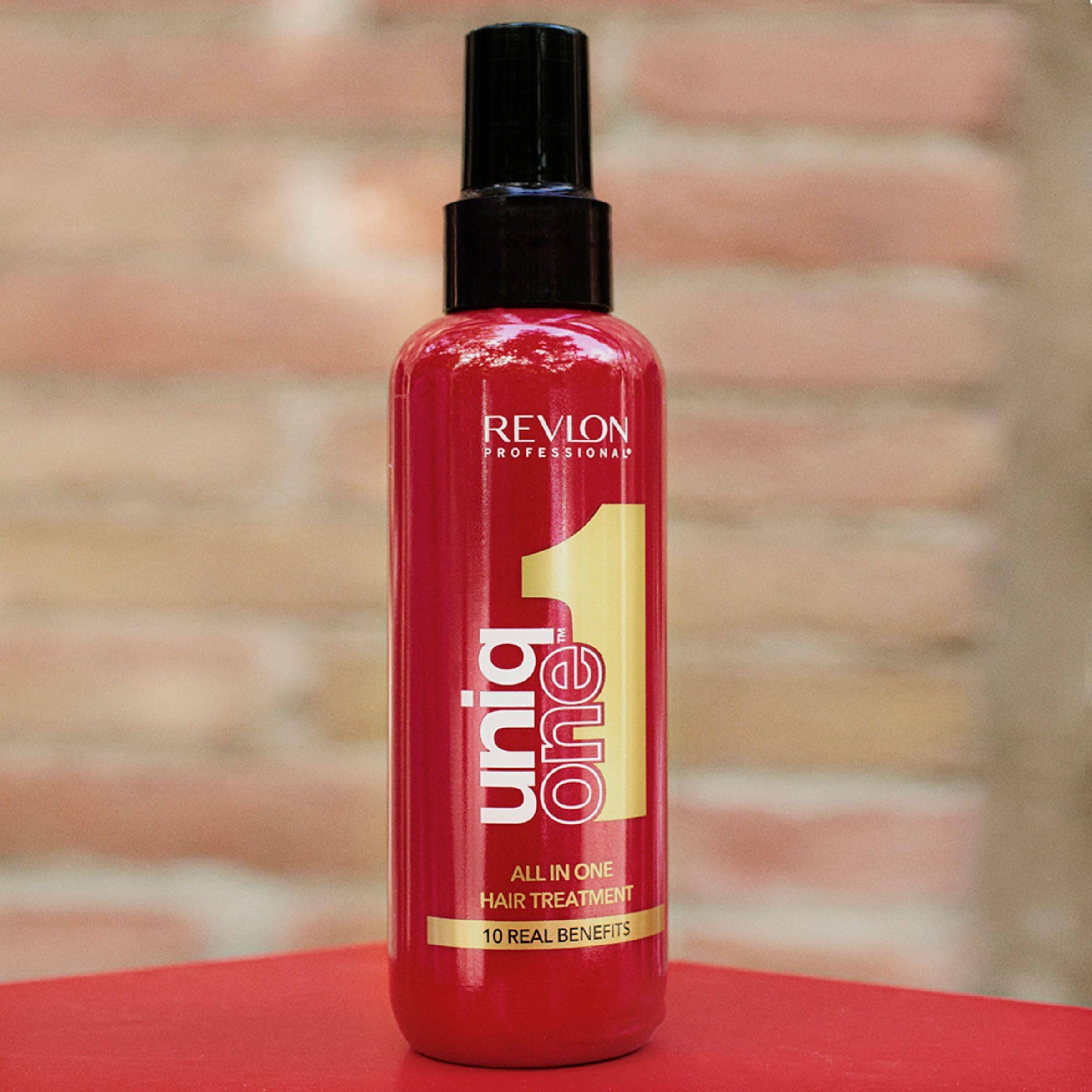REVLON PROFESSIONAL smoothing dry hair with spray for reduced frizz and shine