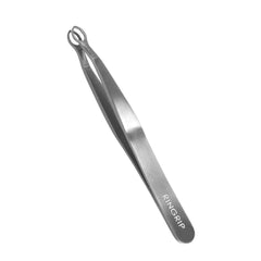 rinocos round tip tweezers close-up highlighting the ring tip for safer, precise facial hair plucking.