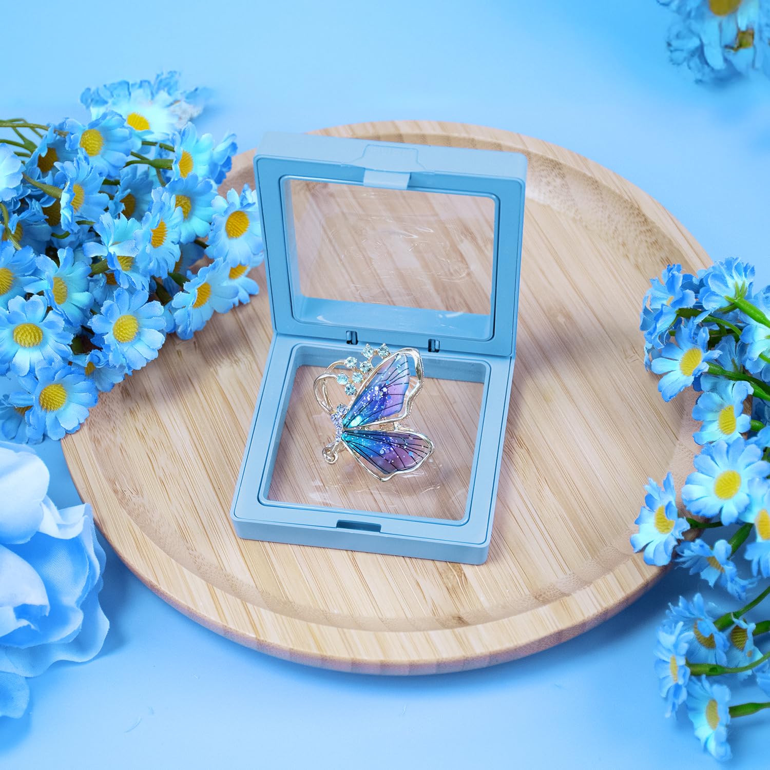 RIYA gift packaging ready-to-go, making gifting effortless and elegant.