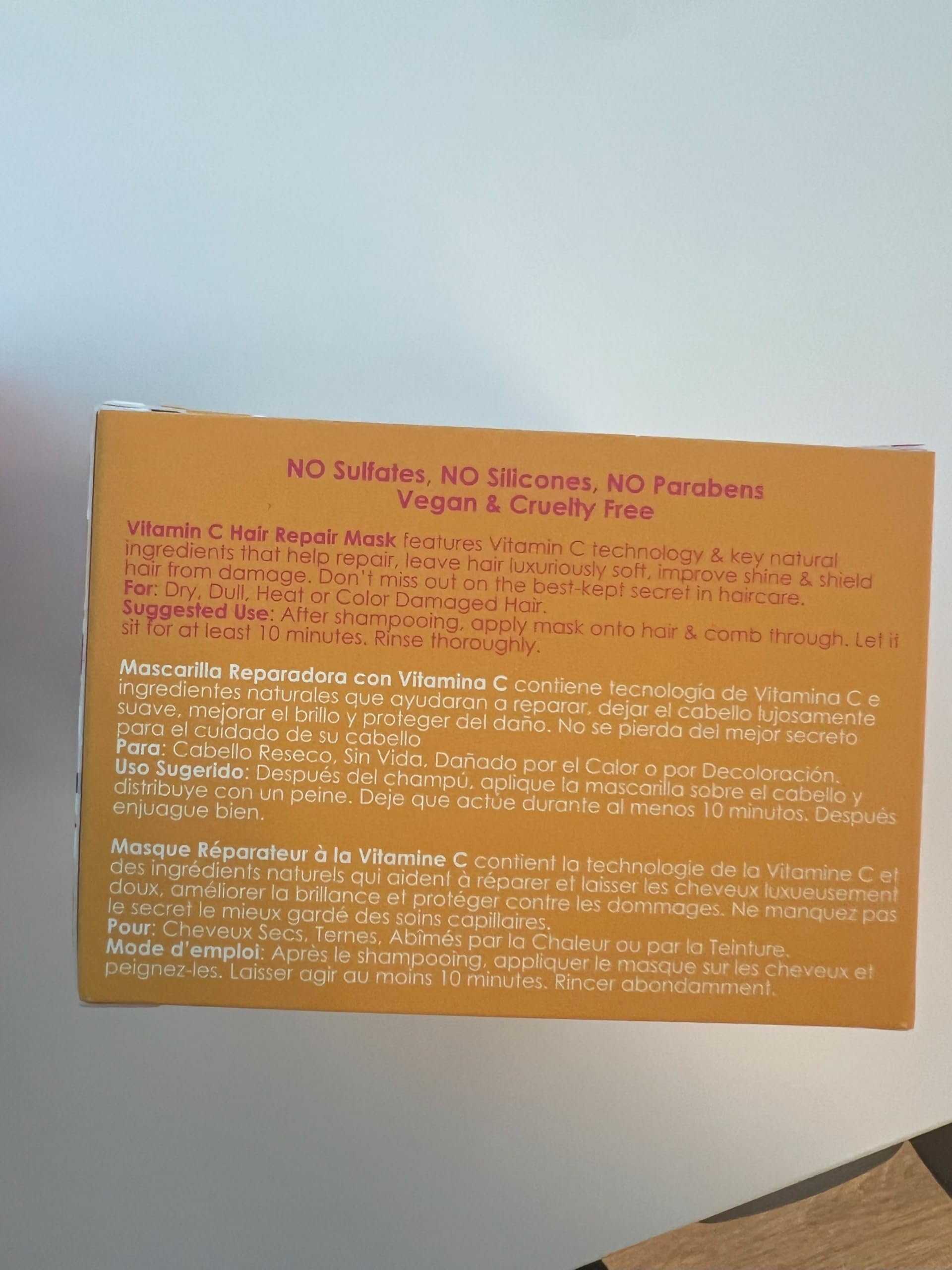 Rizos Curls Vitamin C Hair Repair Mask after-use glow and softness shown in hero shot.