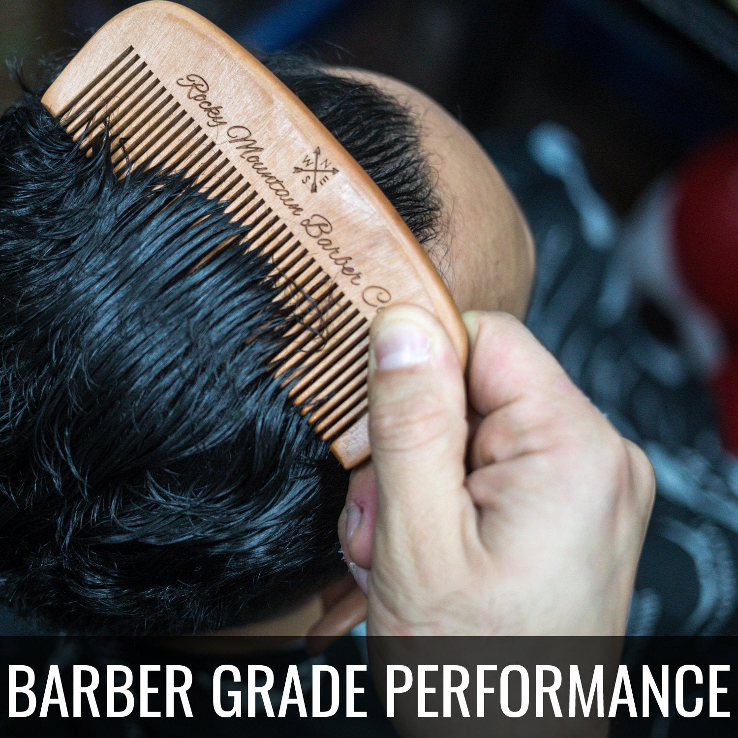 Rocky Mountain Barber Company peine de madera ayuda a dar forma a la barba.