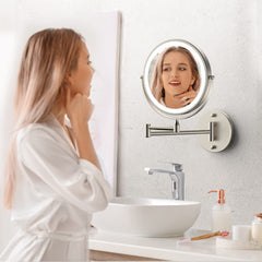 Rocollos mirror shows 1x/10x magnification for precise eye and lip detailing